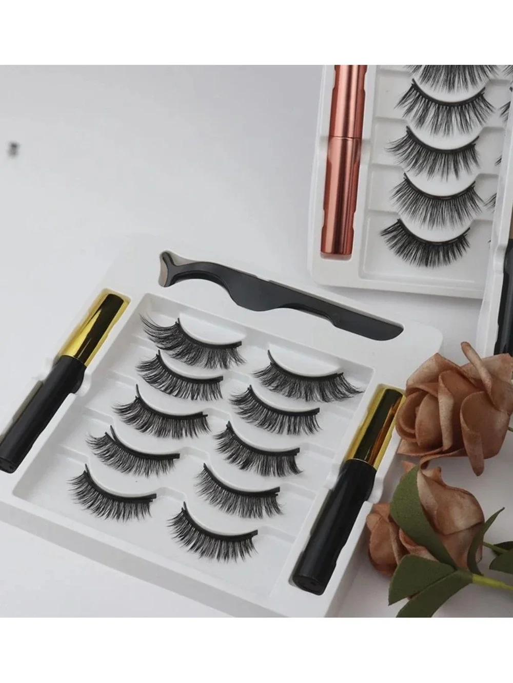 Sparq Haus Magnetic Eyeliner & Eyelashes Set